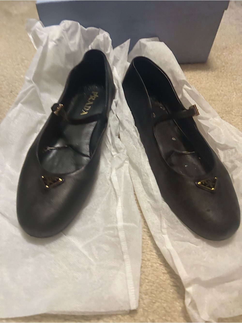 AUTHENTIC PRADA black leather Mary Jane flats. - Picture 16 of 16